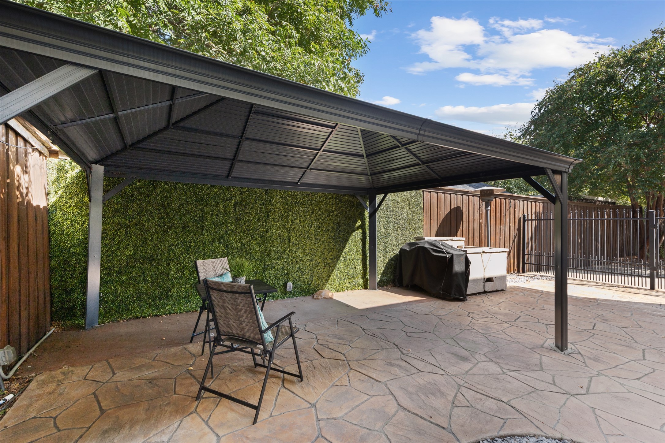 3103 Hedgerow Drive Dallas TX 75235