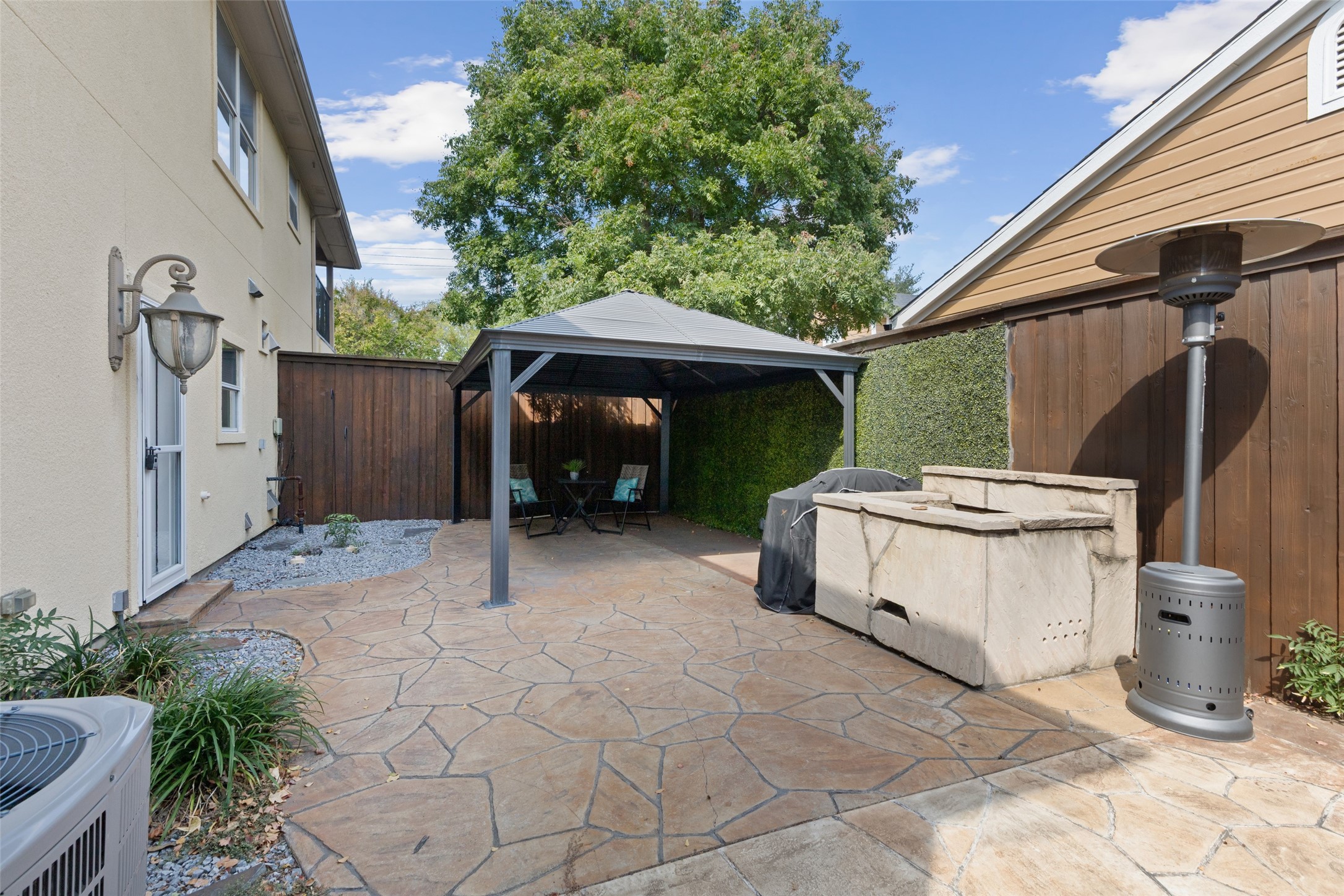 3103 Hedgerow Drive Dallas TX 75235