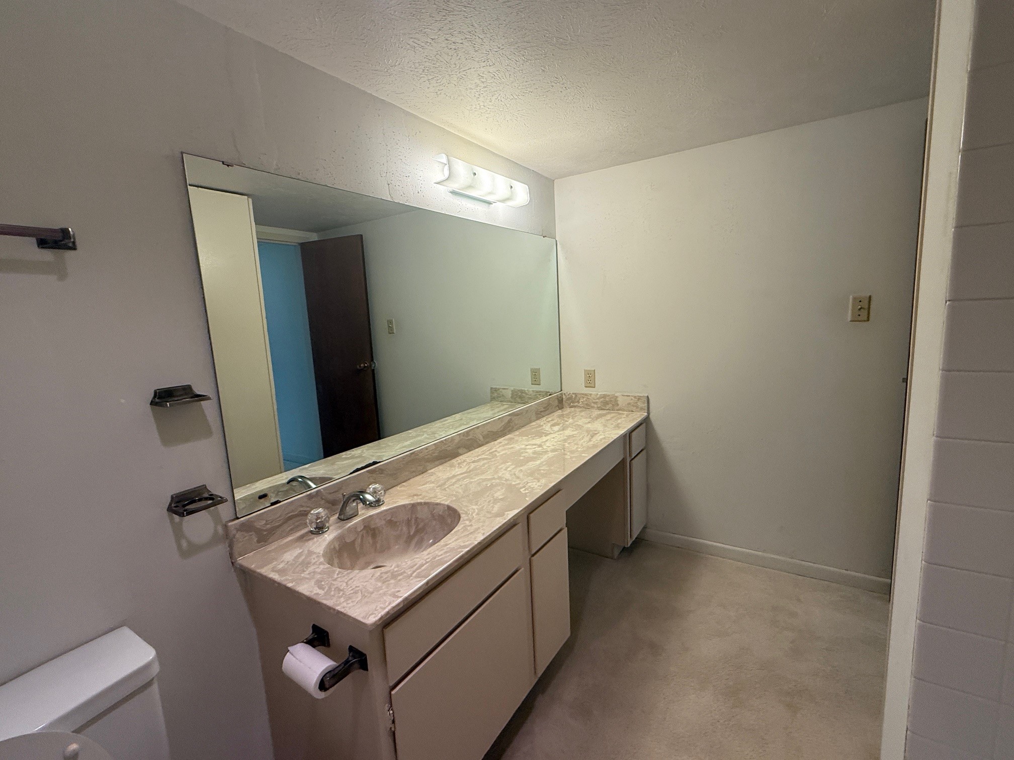 1005 2100 Santa Fe Point Wichita Falls TX 76309