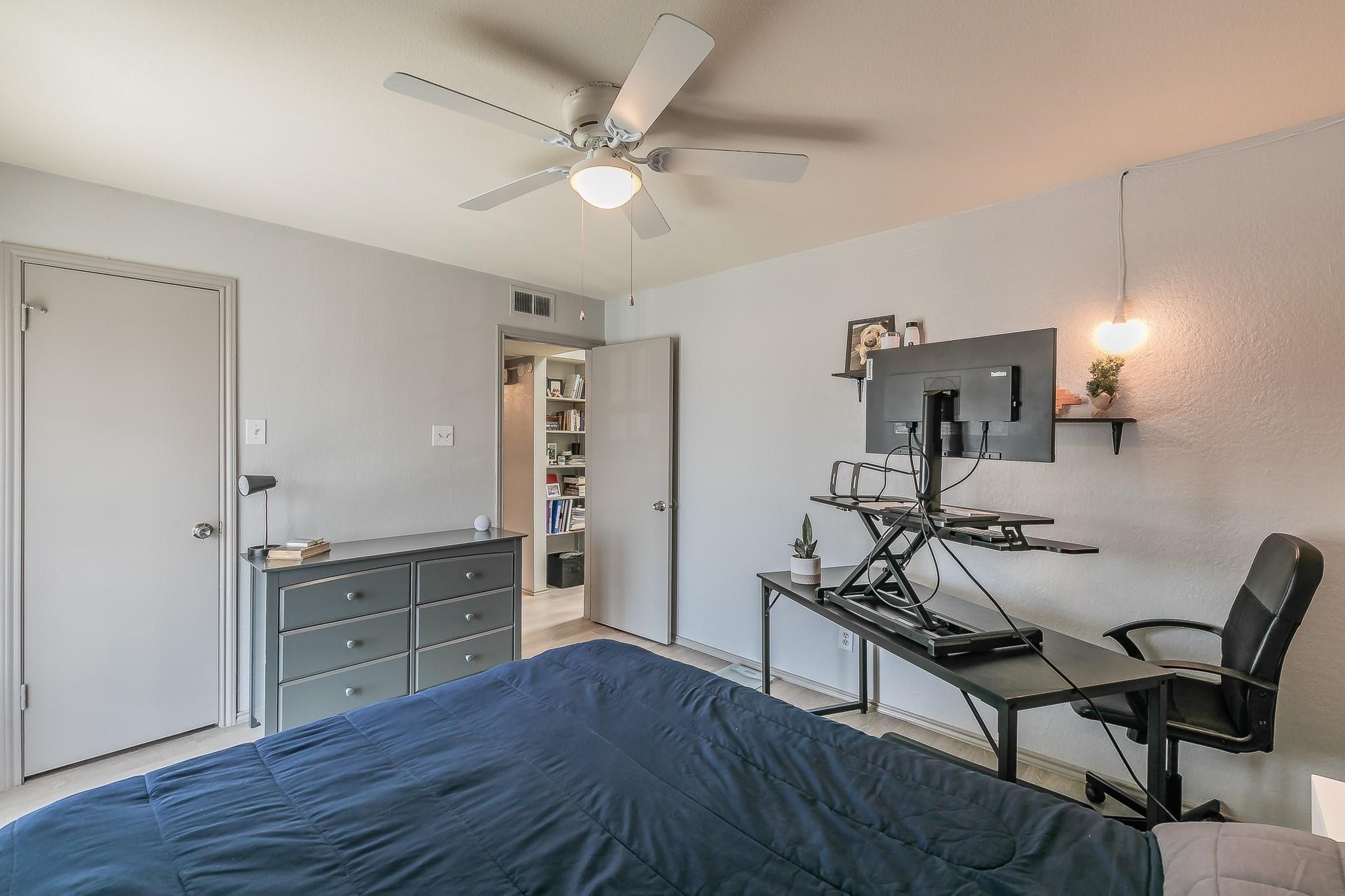 5750 Phoenix Drive Dallas TX 75231