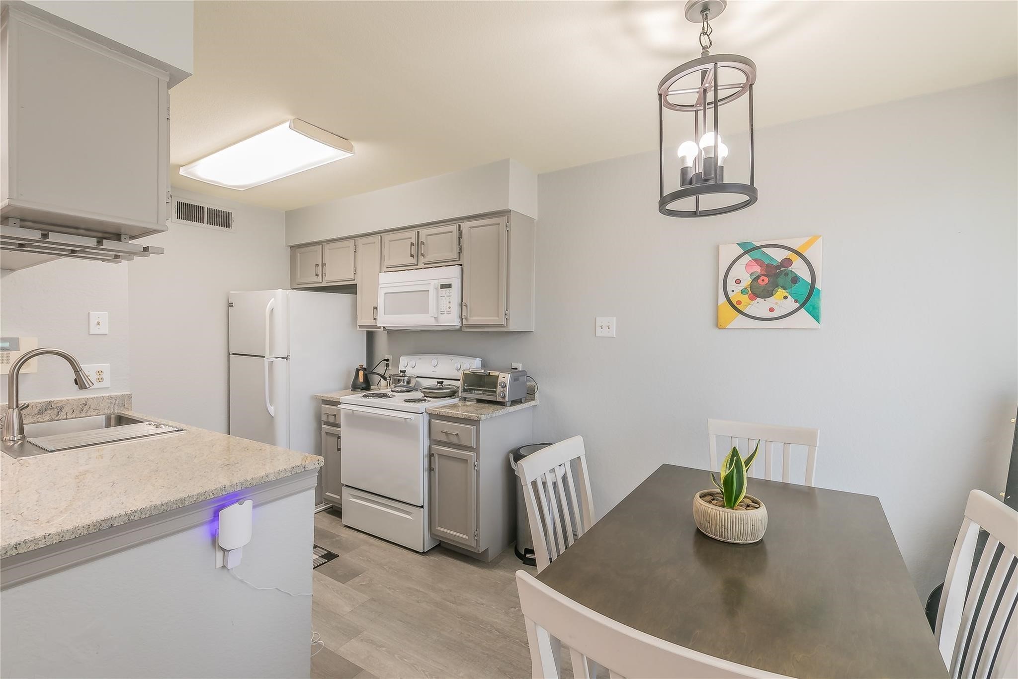 5750 Phoenix Drive Dallas TX 75231