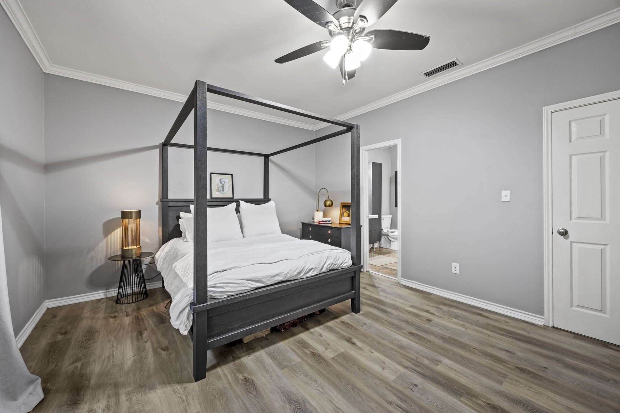 4143 Newton Avenue Dallas TX 75219