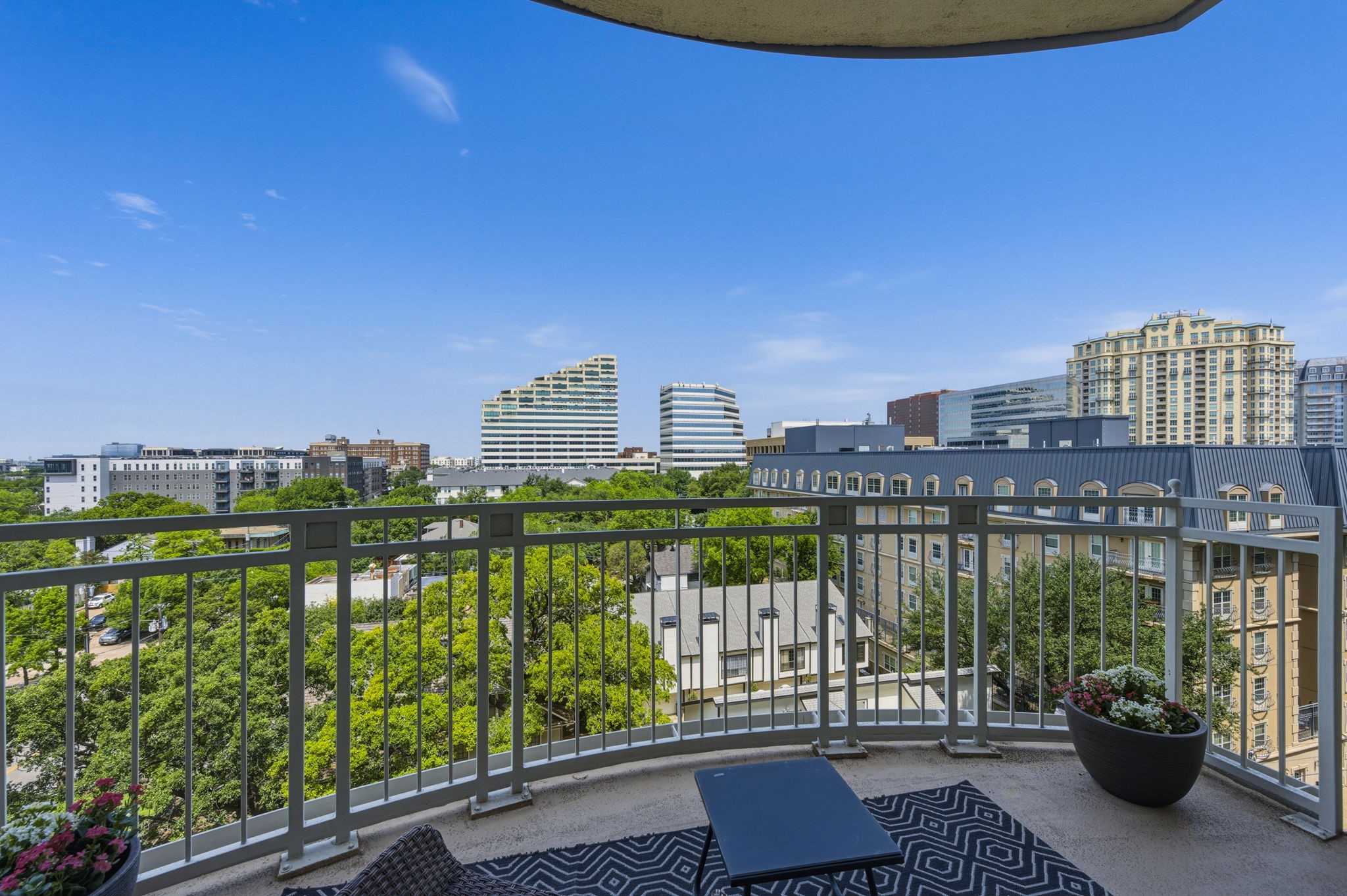 3225 Turtle Creek Boulevard Dallas TX 75219