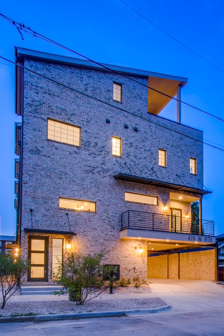 419 W 9th Street Dallas TX 75208