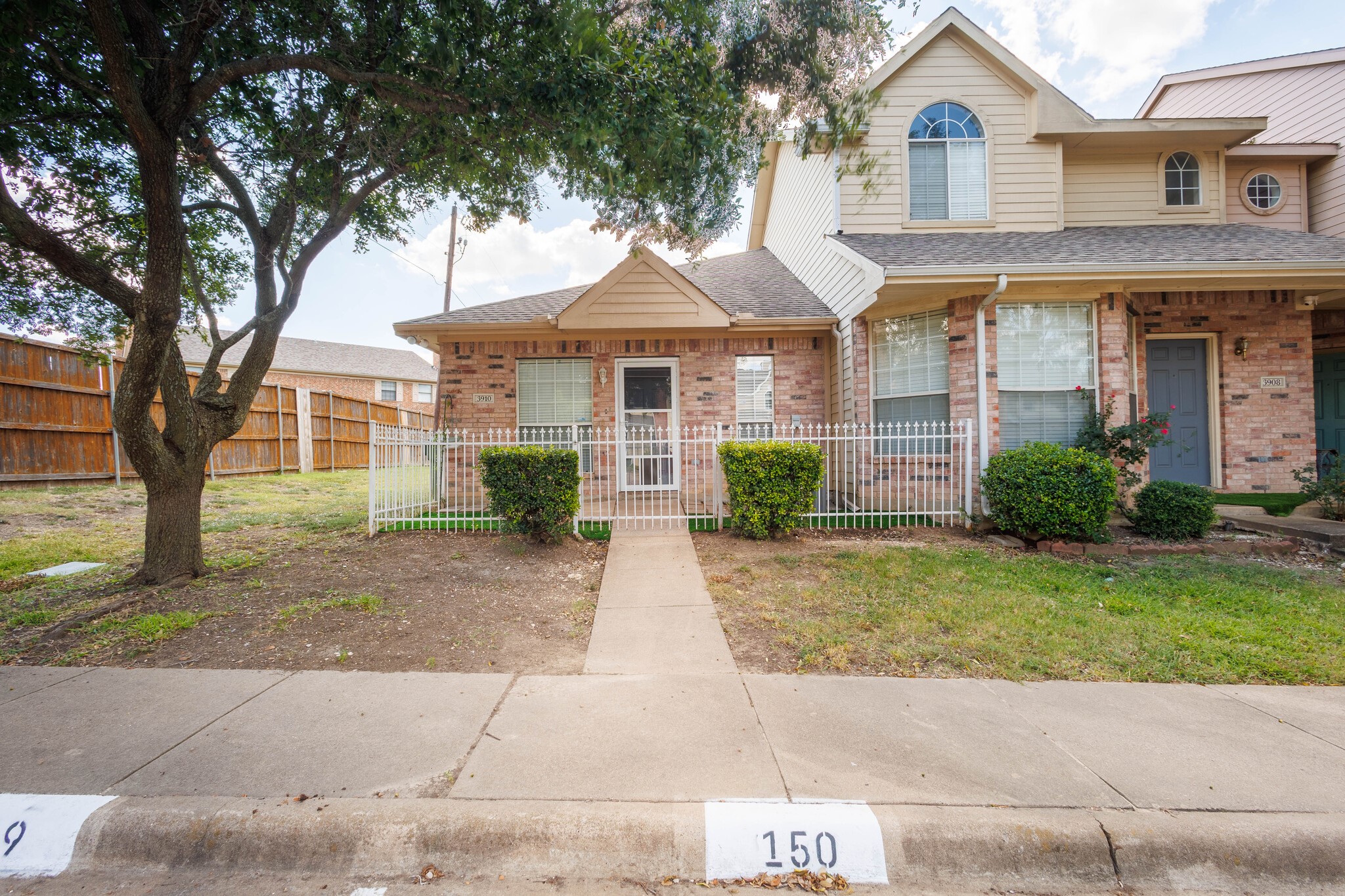 3910 Brandon Park Drive Garland TX 75044