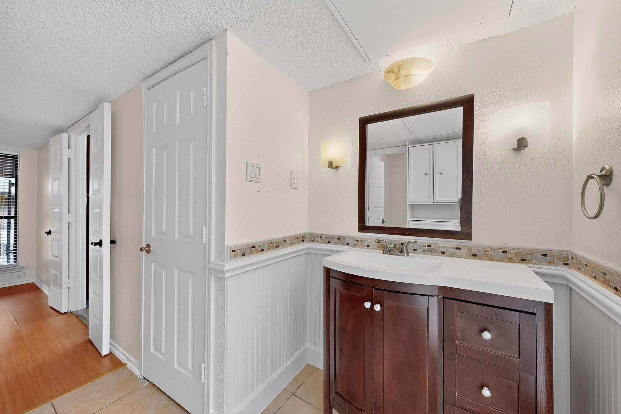 7522 Holly Hill Drive Dallas TX 75231