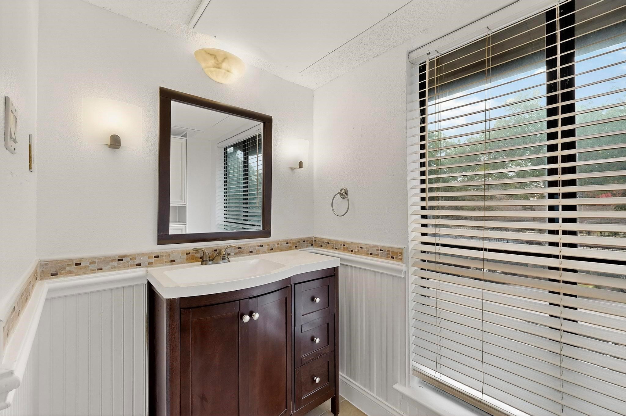 7522 Holly Hill Drive Dallas TX 75231