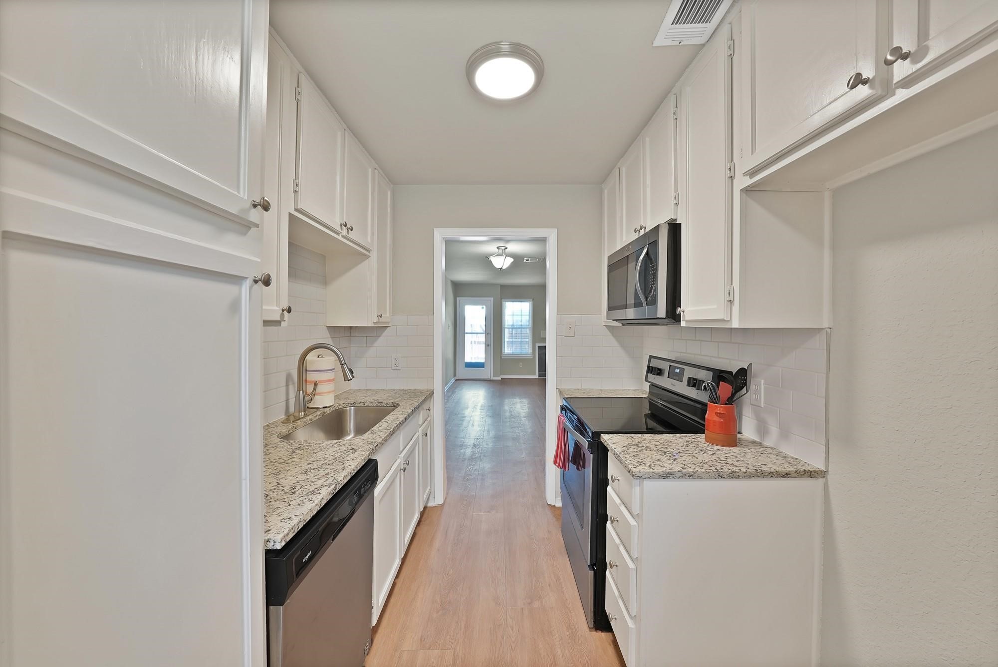 7307 Kingswood Circle Fort Worth TX 76133