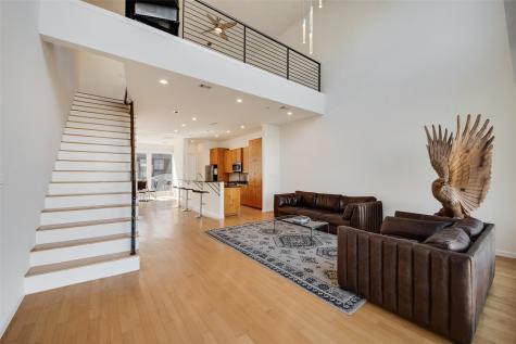 959 W Bluff Street Fort Worth TX 76102