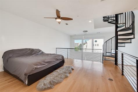 959 W Bluff Street Fort Worth TX 76102