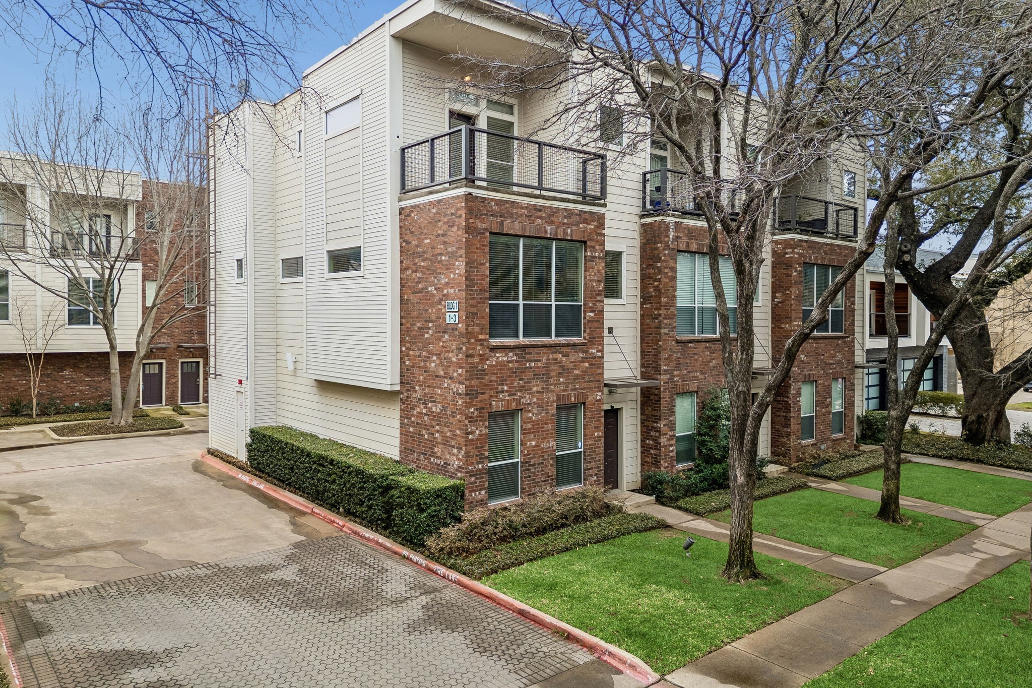 4315 Holland Avenue Dallas TX 75219