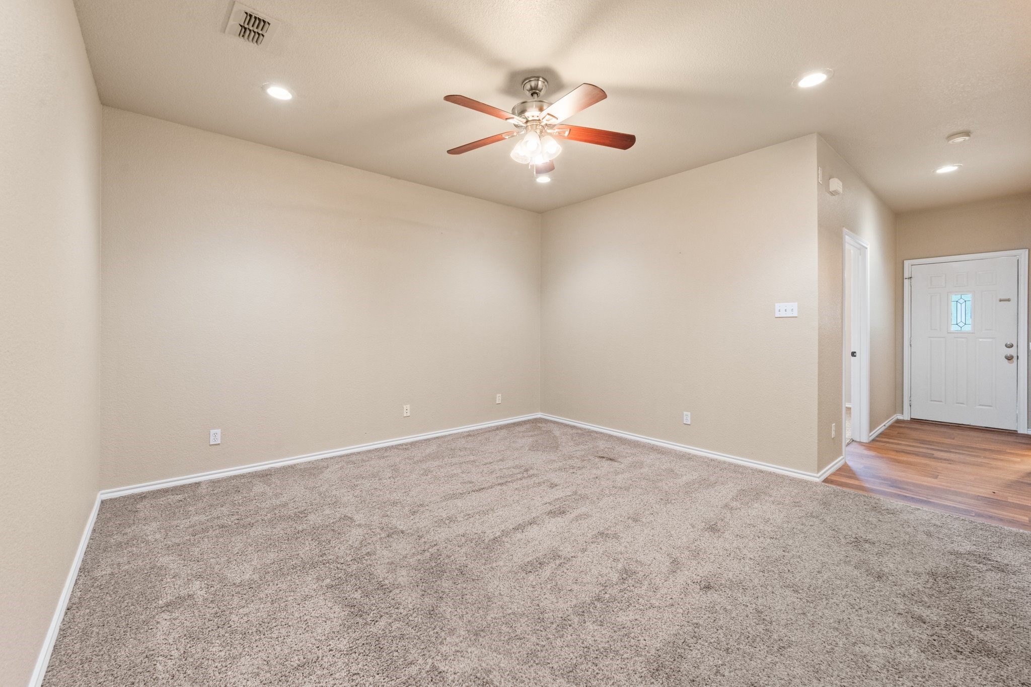 400 N Gaither Street Glen Rose TX 76043