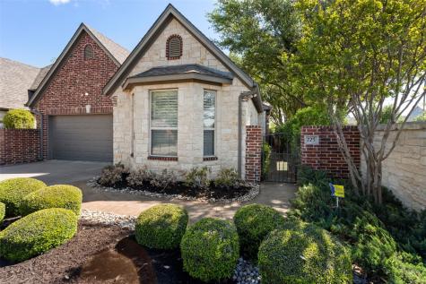 725 N Avalon Court Granbury TX 76048