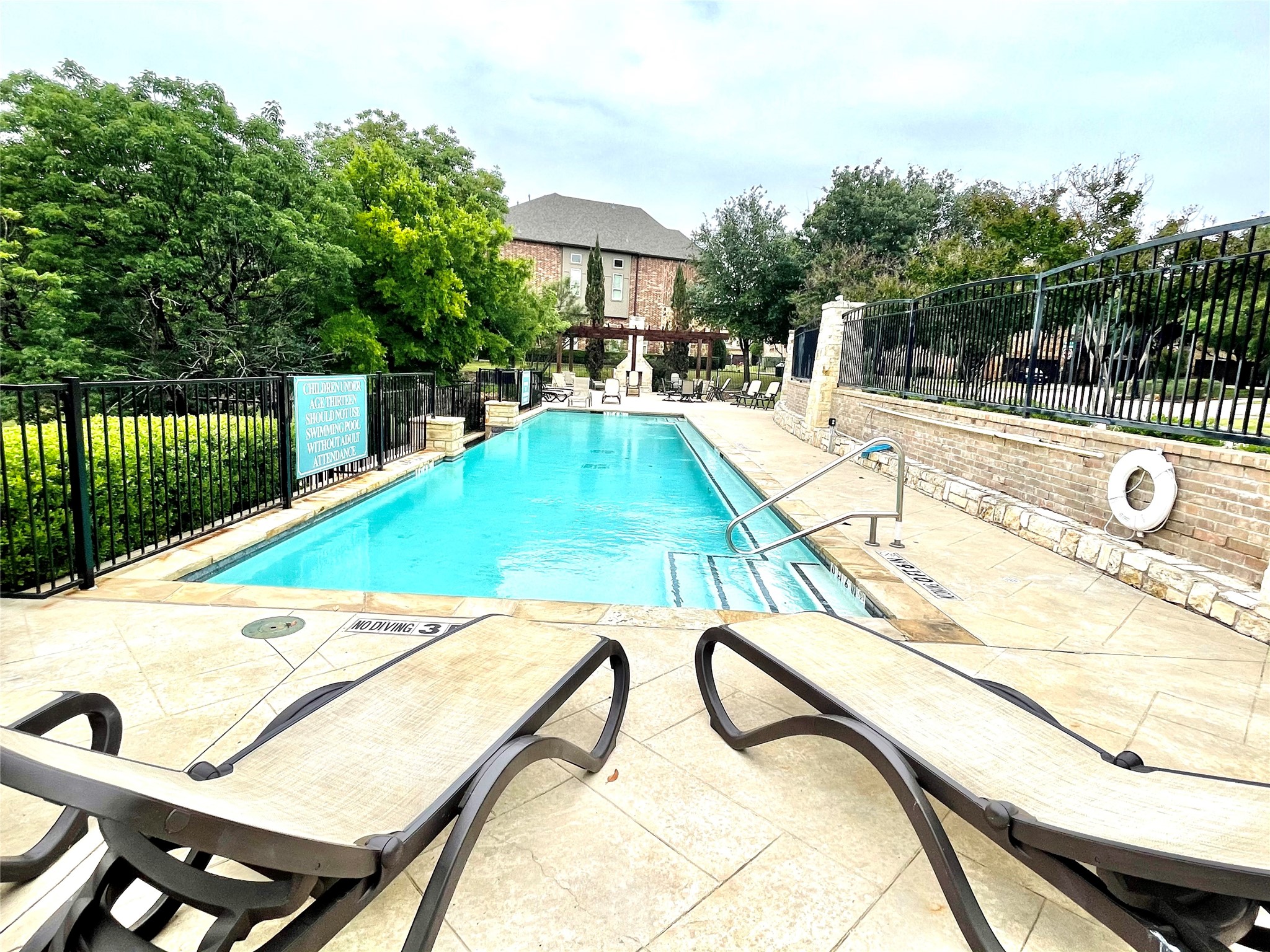 2713 Troutt Drive Carrollton TX 75010