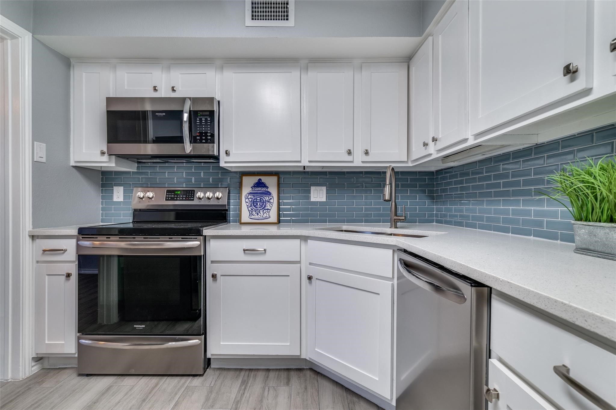 15151 Berry Trail Dallas TX 75248