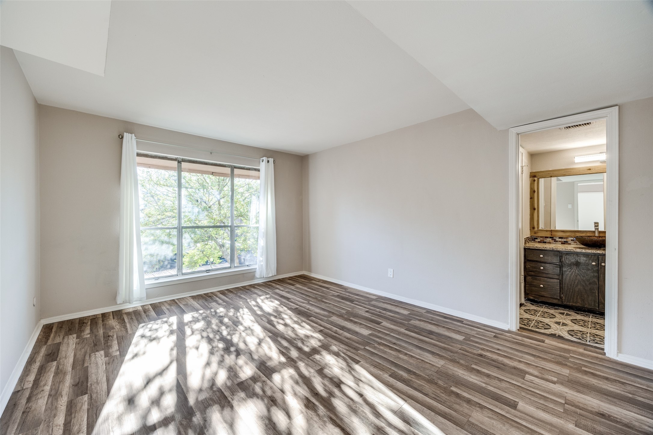 10532 Stone Canyon Road Dallas TX 75230