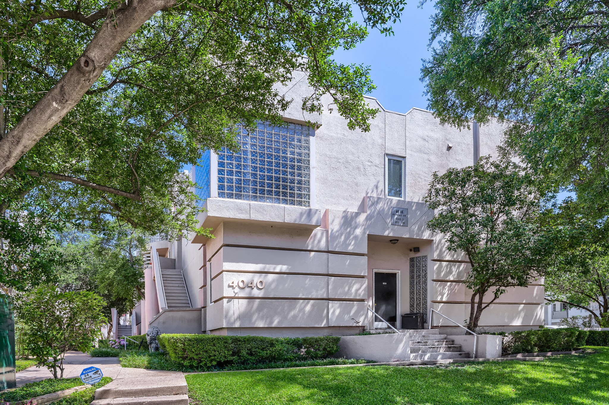 4040 Avondale Avenue Dallas TX 75219