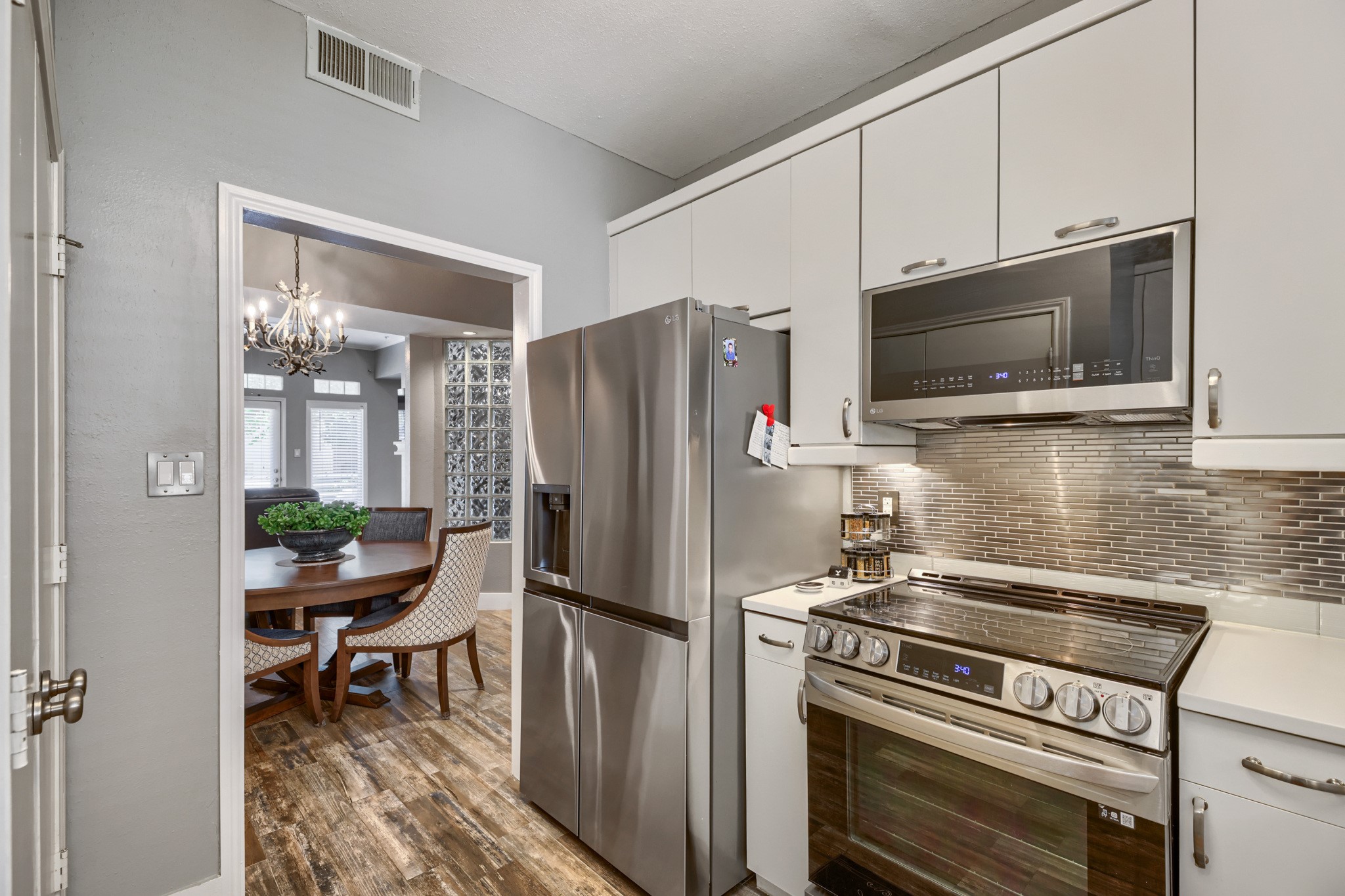 4040 Avondale Avenue Dallas TX 75219