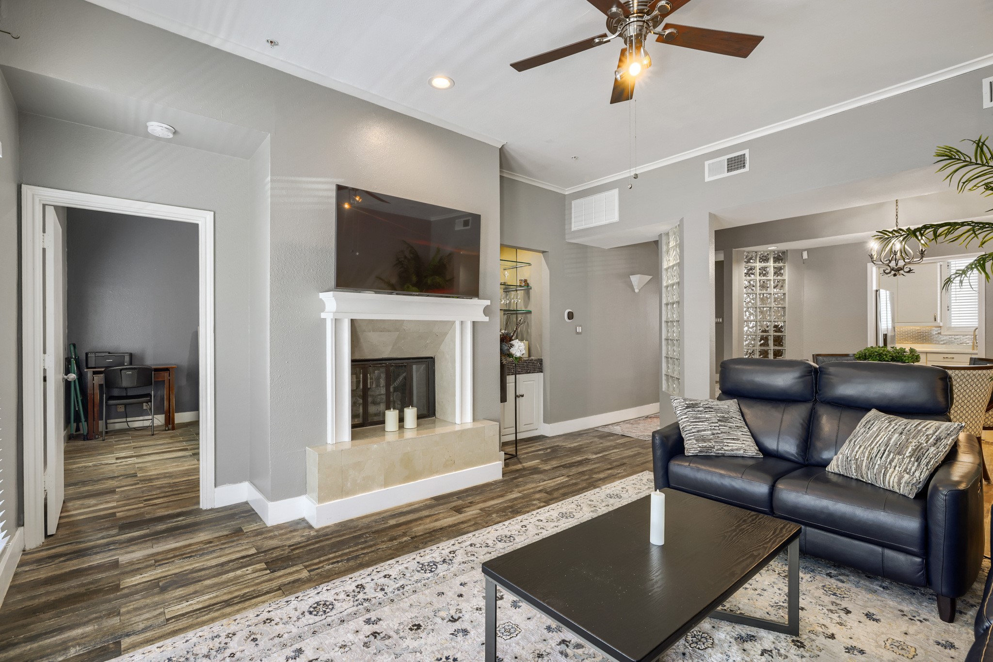 4040 Avondale Avenue Dallas TX 75219