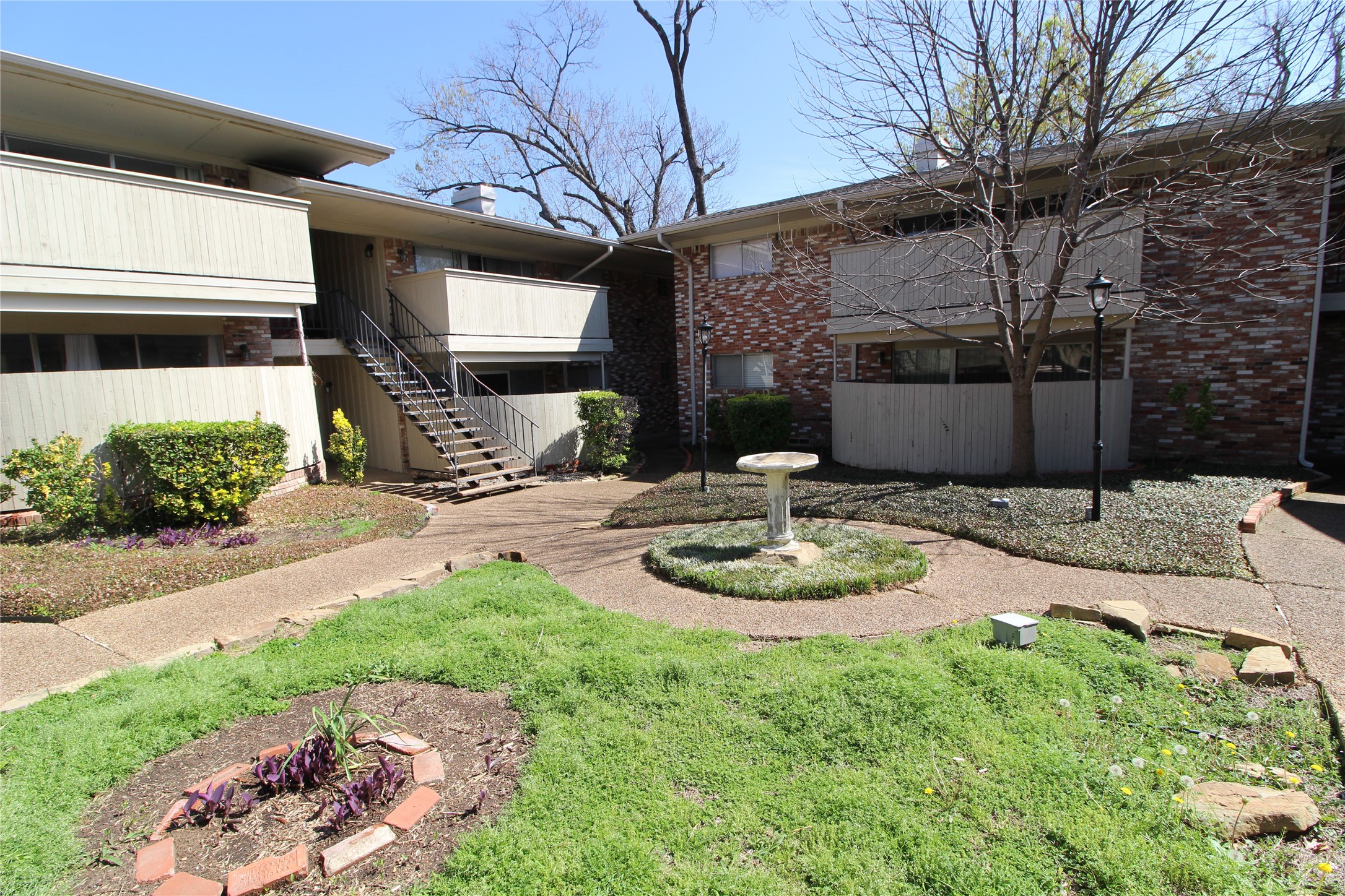 7832 Royal Lane Dallas TX 75230
