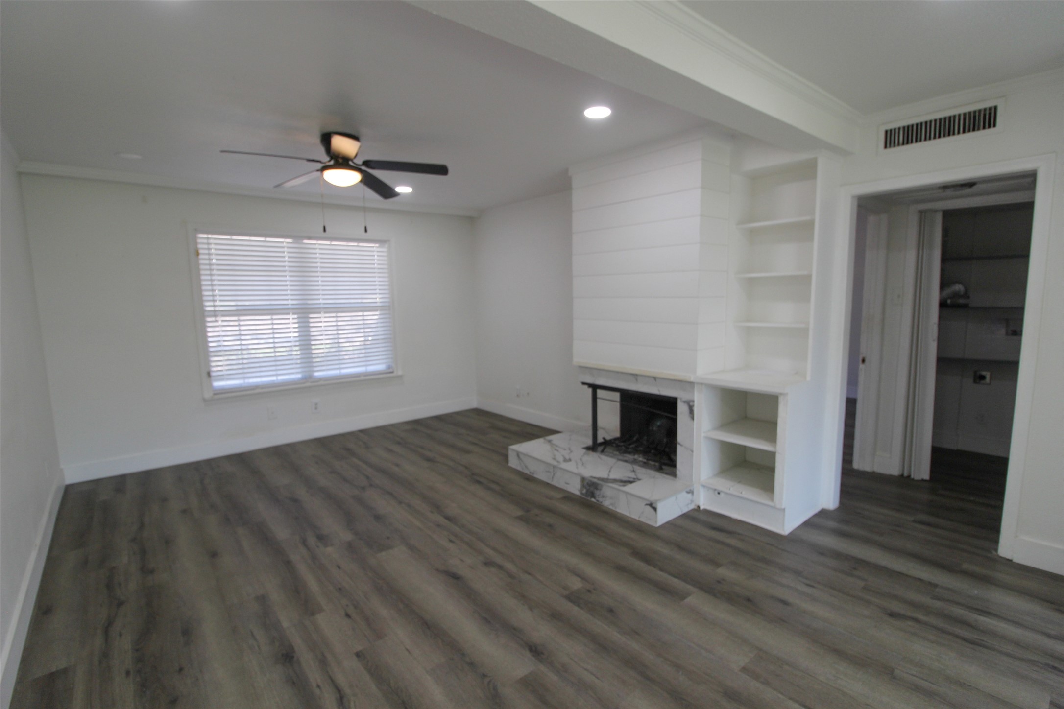 7832 Royal Lane Dallas TX 75230