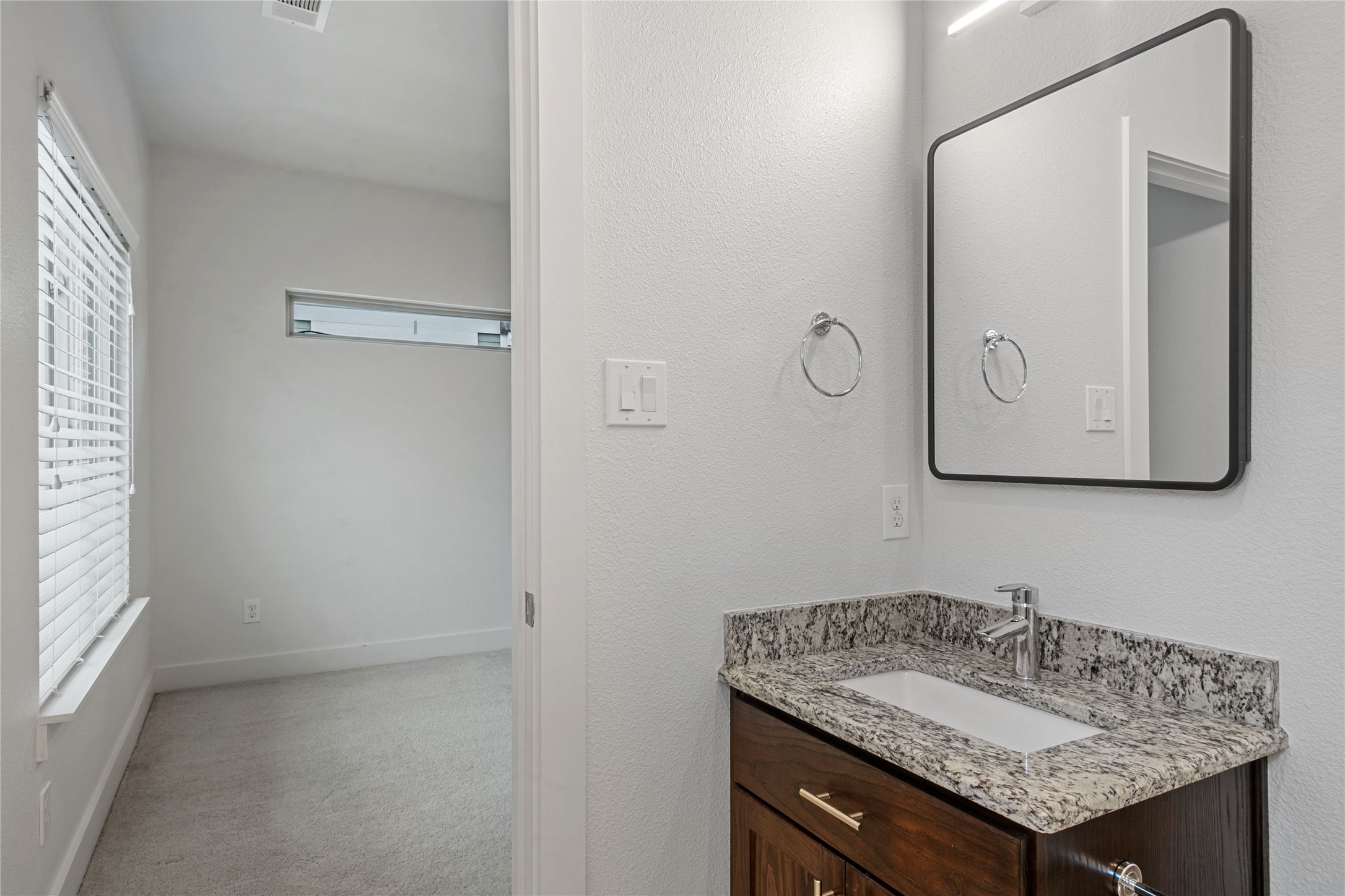 5922 Hudson Street Dallas TX 75206
