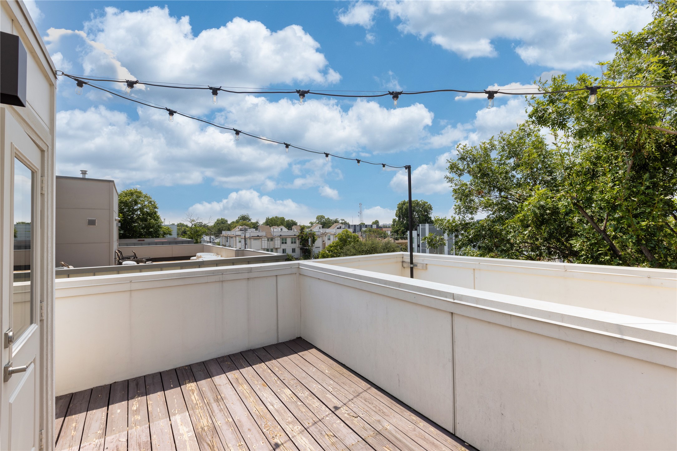 2016 N Fitzhugh Avenue Dallas TX 75204