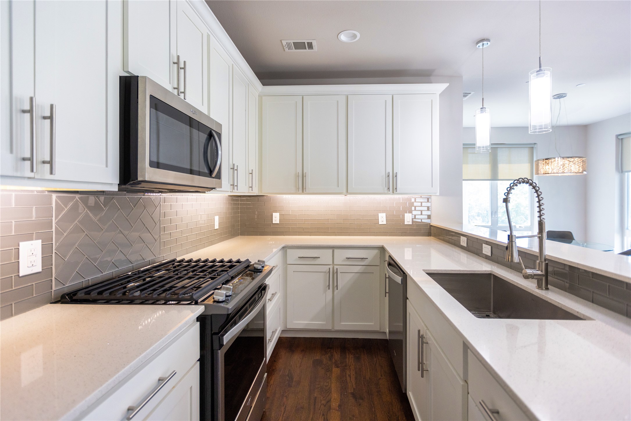 2016 N Fitzhugh Avenue Dallas TX 75204