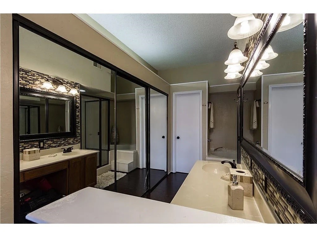 519 Ranch Trail Irving TX 75063