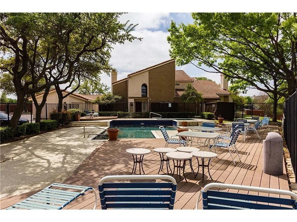 519 Ranch Trail Irving TX 75063