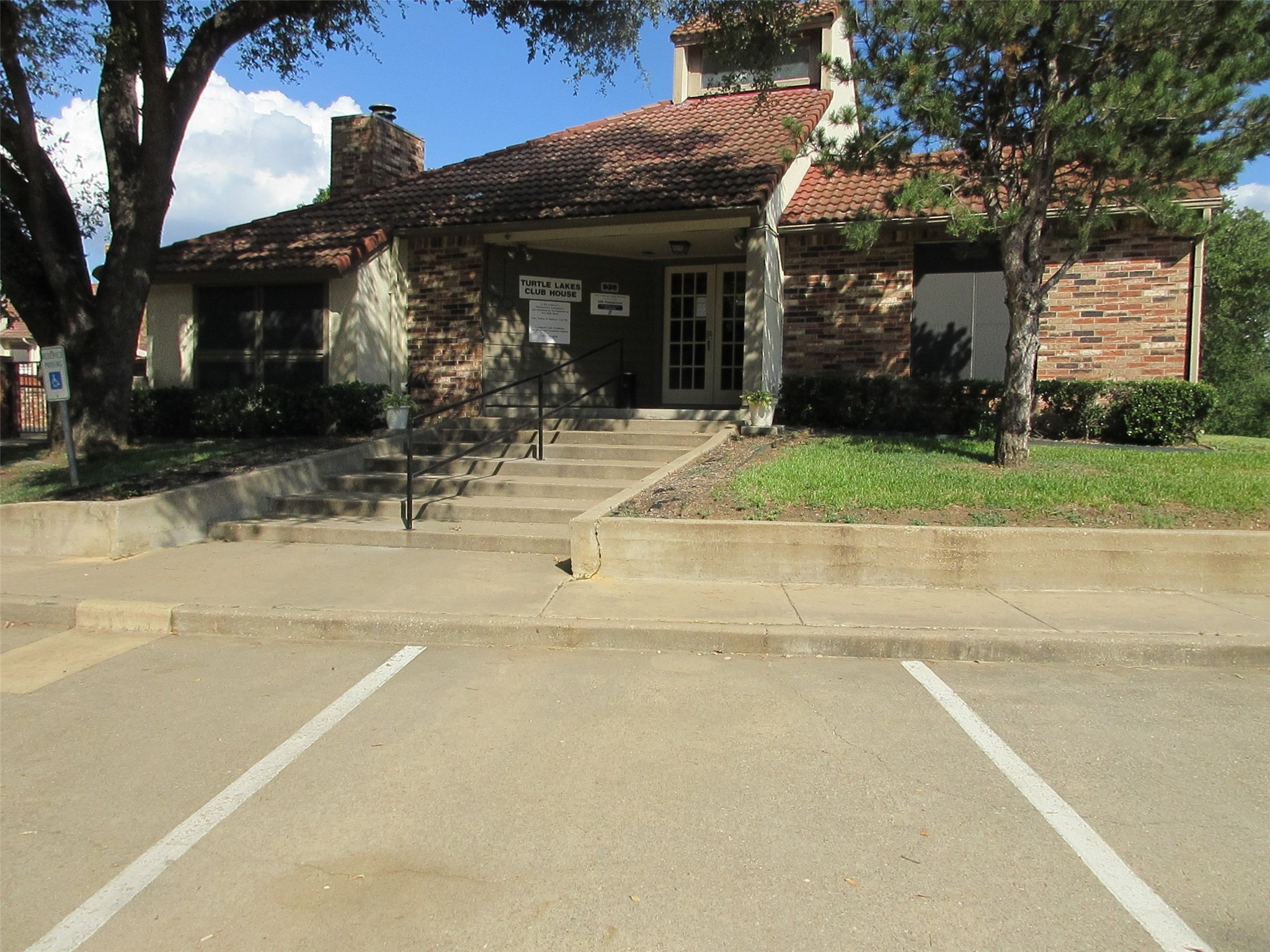 917 Turtle Cove Irving TX 75060
