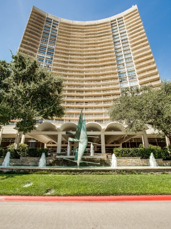 6211 W Northwest Highway Dallas TX 75225