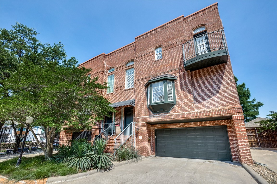 4218 Gilbert Avenue Dallas TX 75219