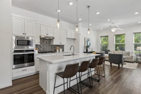 9901 Schramm Street Irving TX 75063
