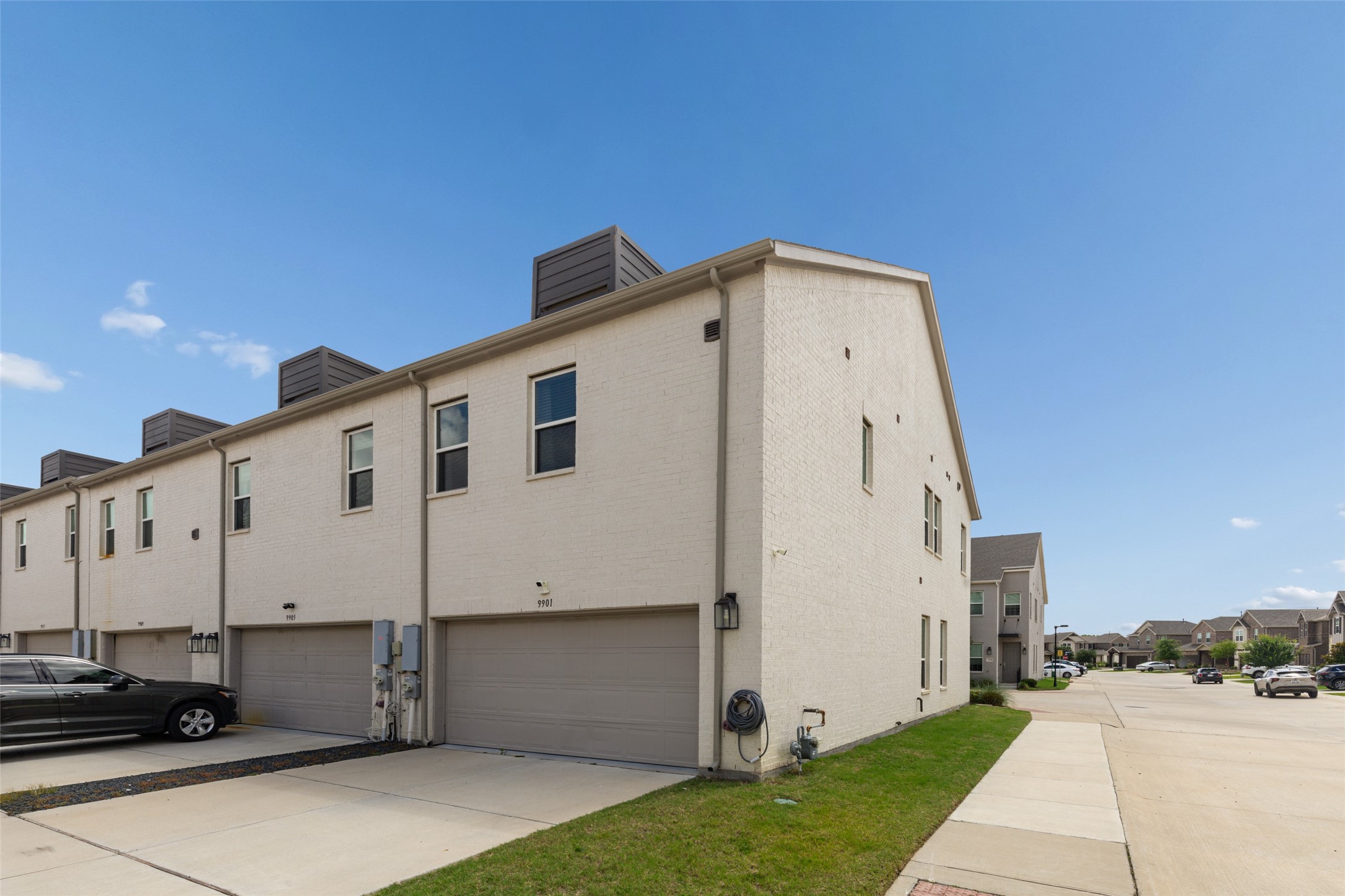 9901 Schramm Street Irving TX 75063