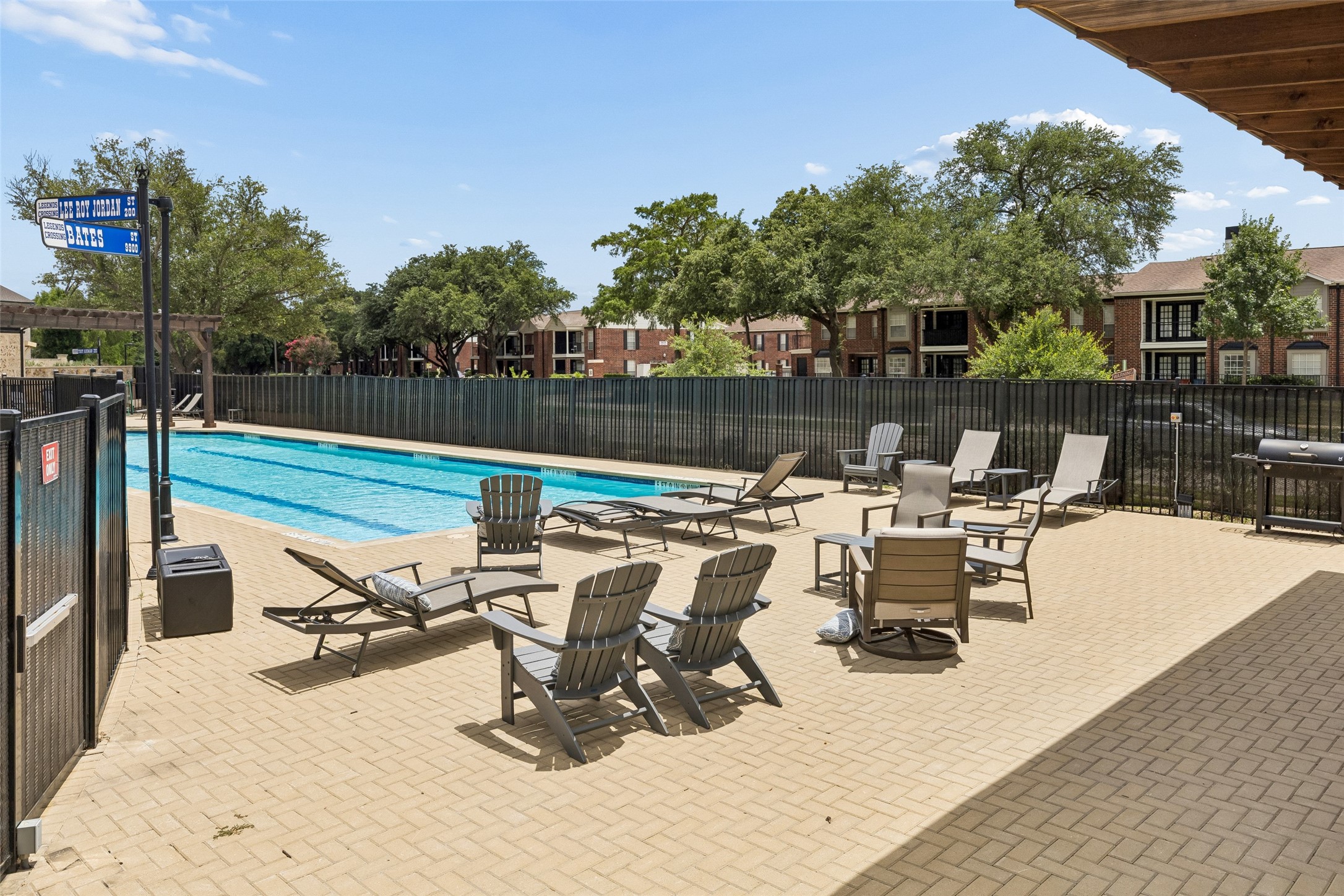 9901 Schramm Street Irving TX 75063