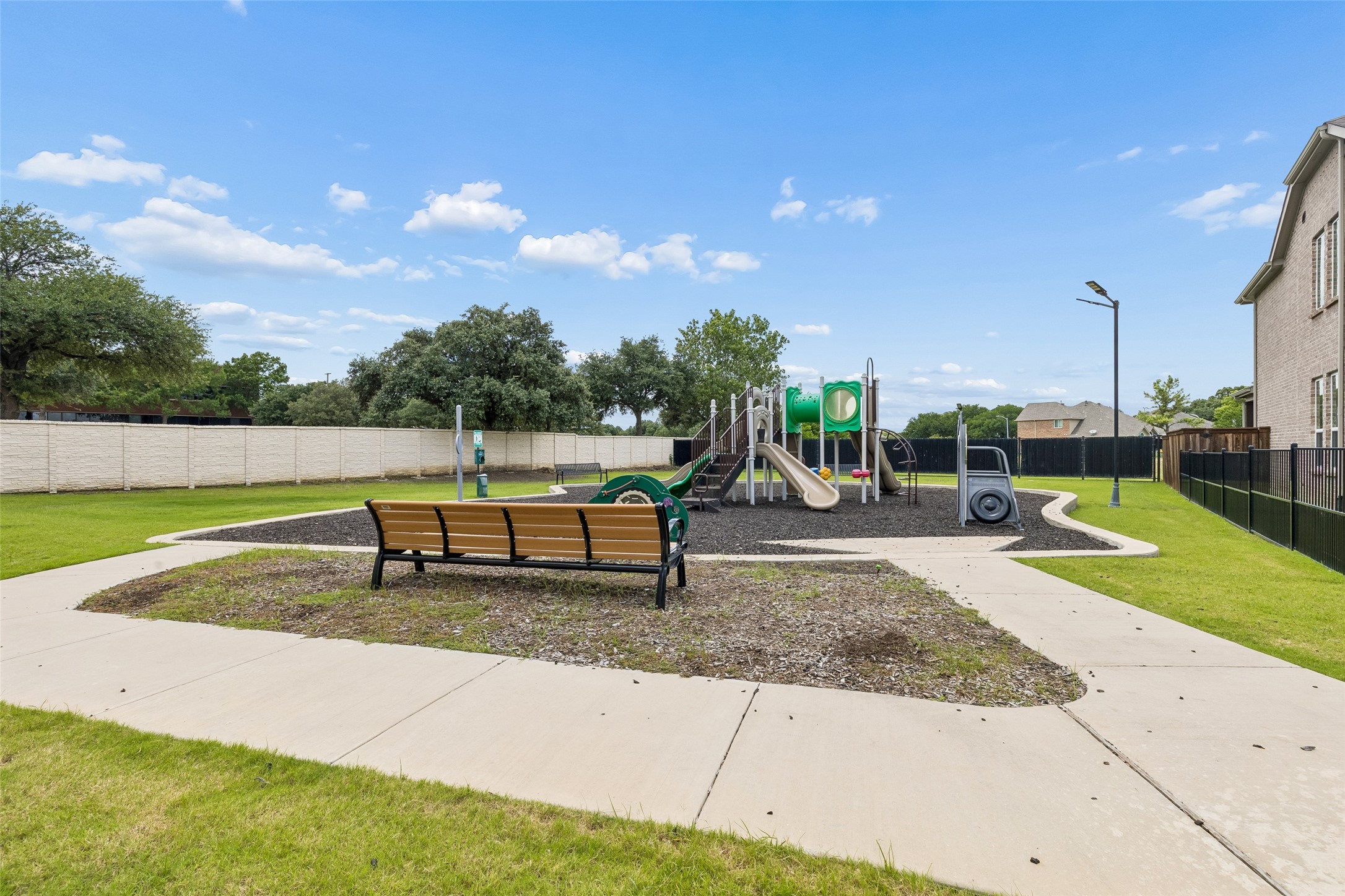 9901 Schramm Street Irving TX 75063