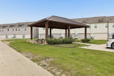 9901 Schramm Street Irving TX 75063