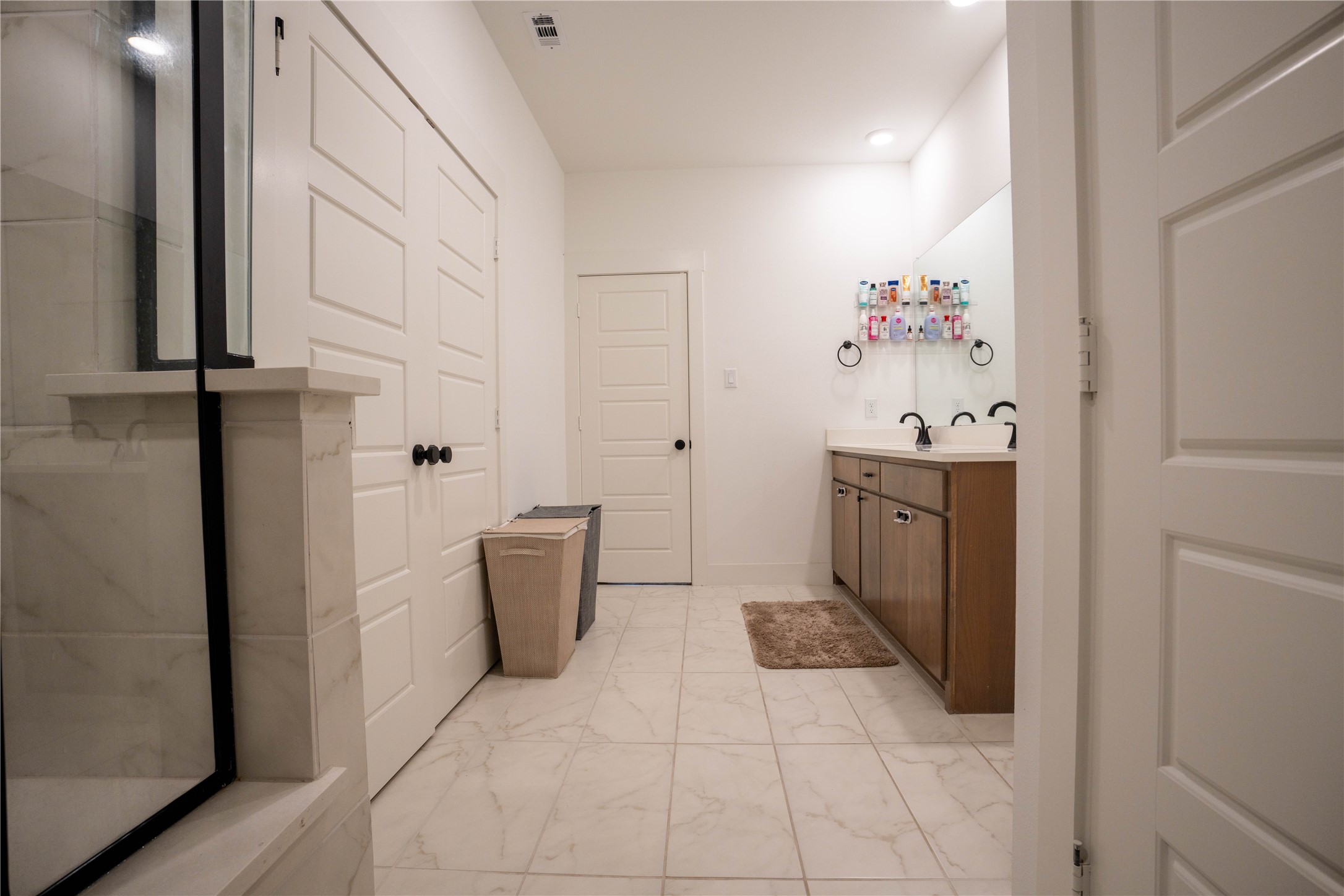 2608 La Cala Drive Grand Prairie TX 75054