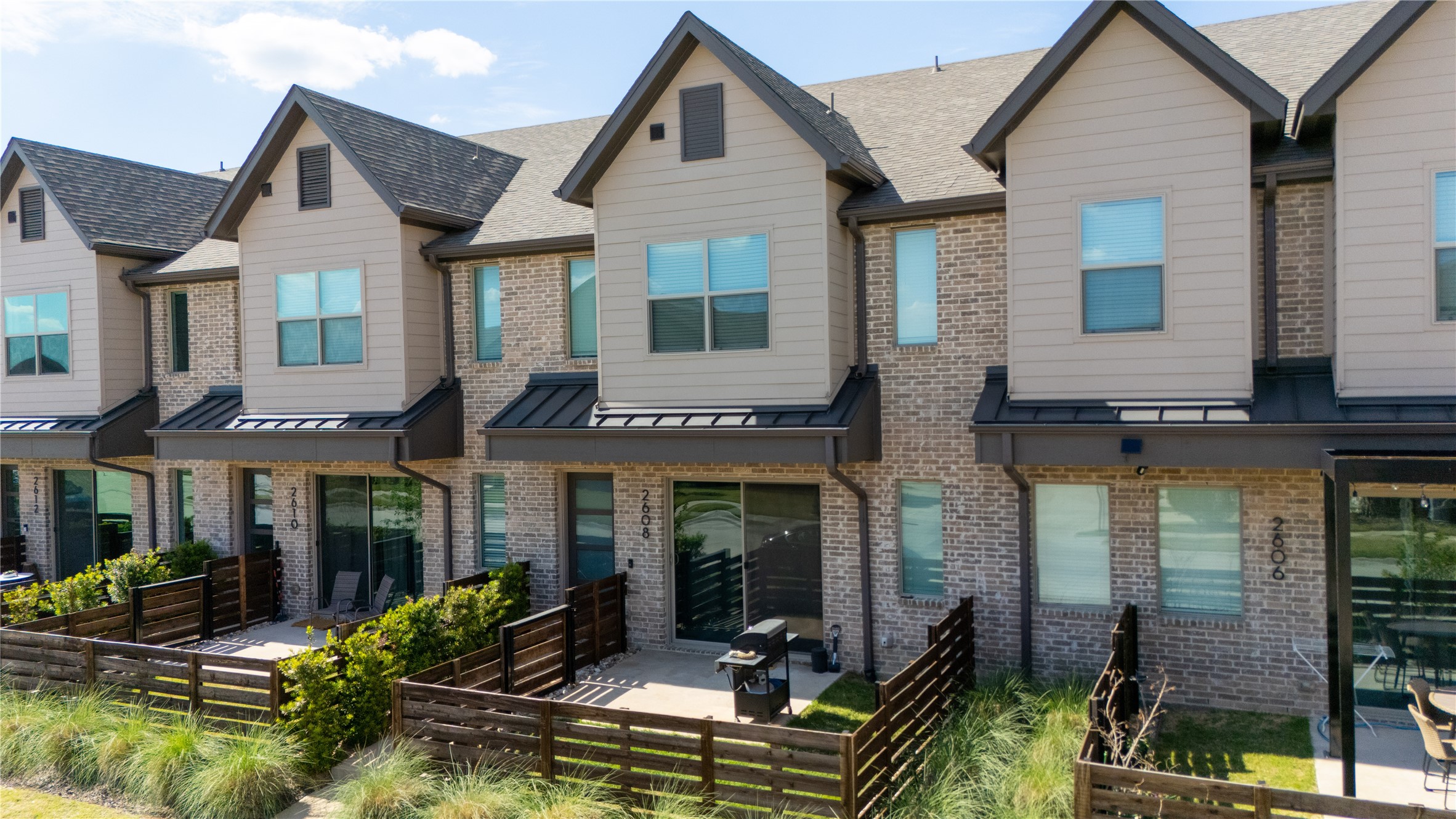 2608 La Cala Drive Grand Prairie TX 75054