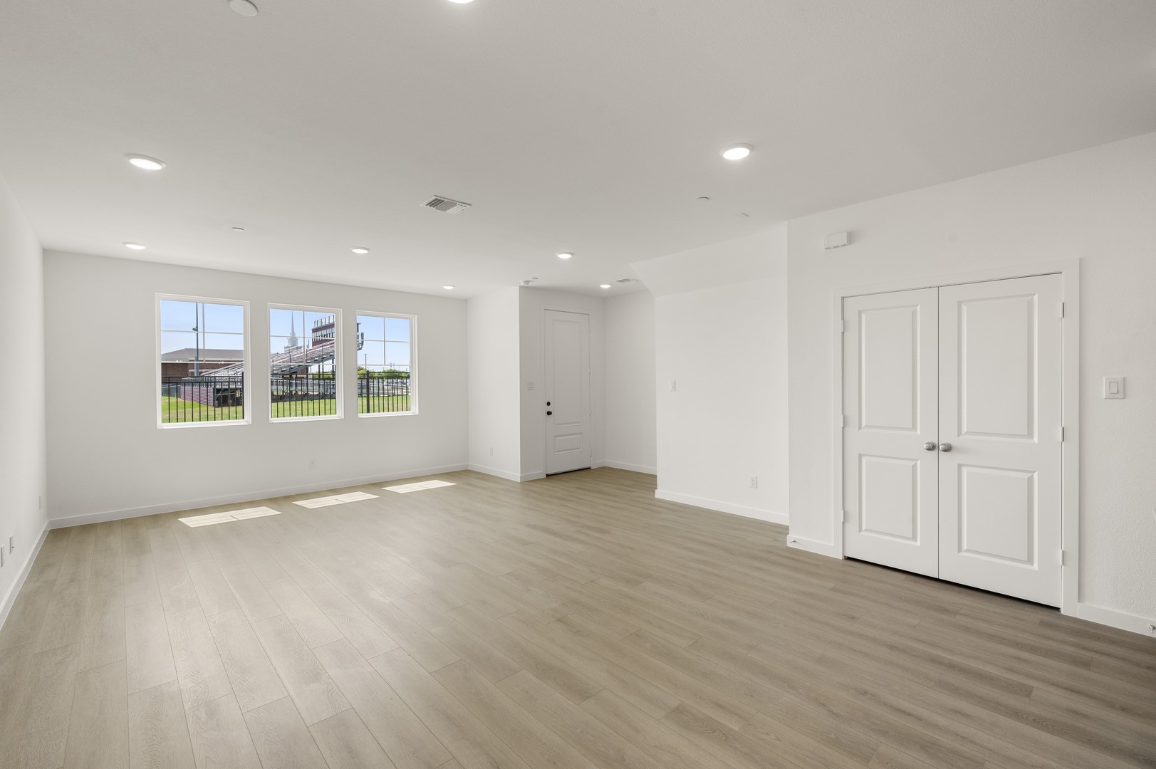 5708 Lakeview Drive Watauga TX 76148