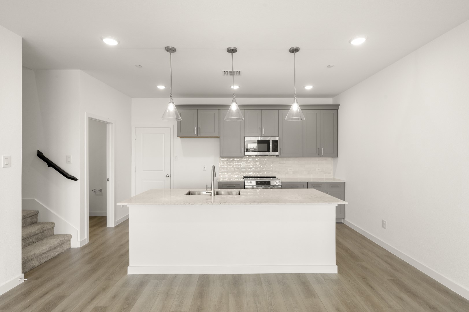 5708 Lakeview Drive Watauga TX 76148