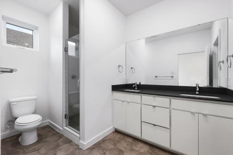 427 W 10th Street Dallas TX 75208