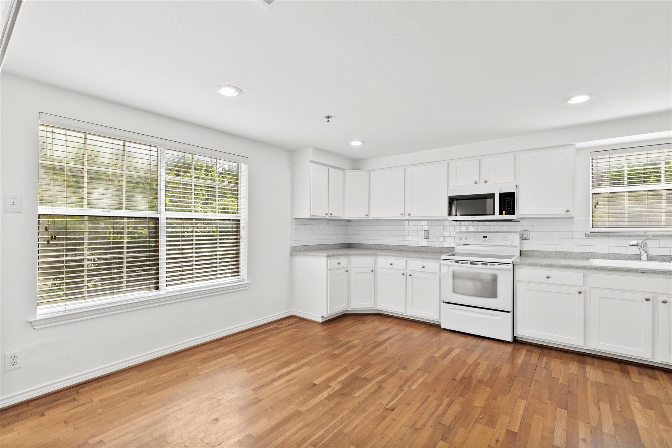 3100 Cole Avenue Dallas TX 75204