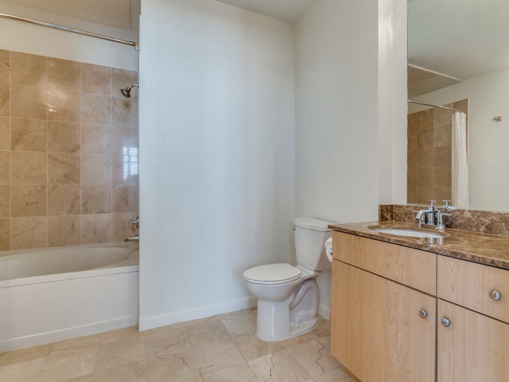 3225 Turtle Creek Boulevard Dallas TX 75219