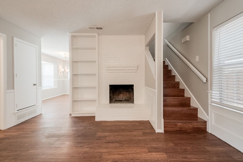 520 Pecan Acres Court Arlington TX 76013