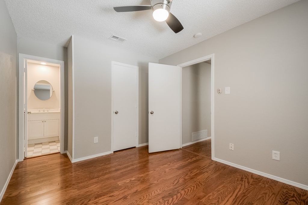 520 Pecan Acres Court Arlington TX 76013