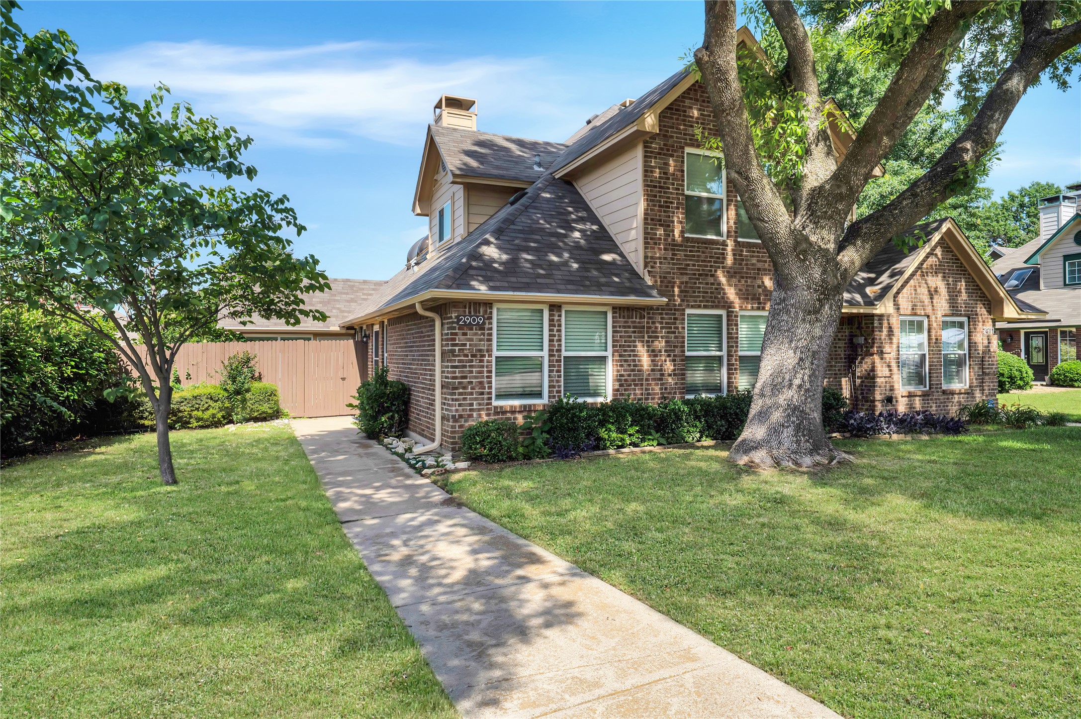 2909 Normandy Court Euless TX 76039