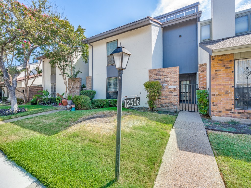 12506 Burninglog Lane Dallas TX 75243