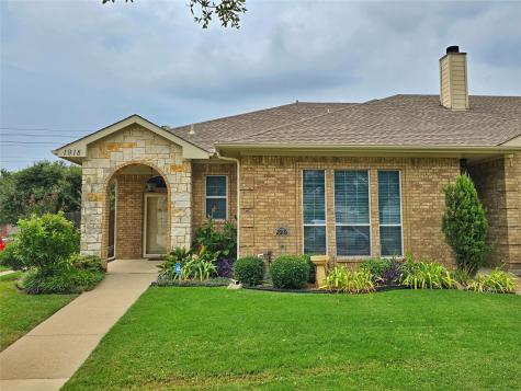 1918 Poinsettia Boulevard Denton TX 76208